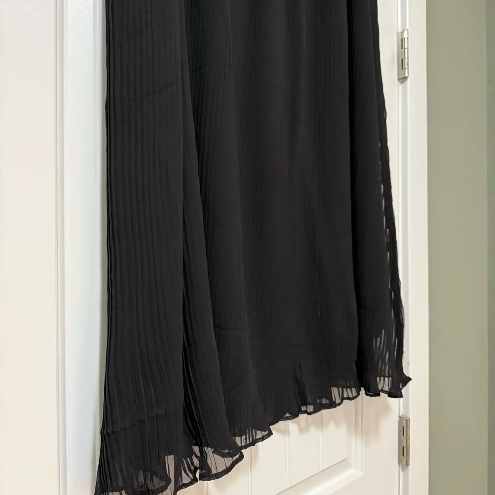 Able Bessie Pleated Skirt 2X in Black - Picture 5 of 8